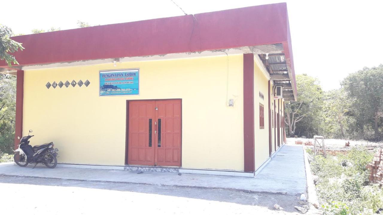 Penginapan Asidik Bira Buitenkant foto